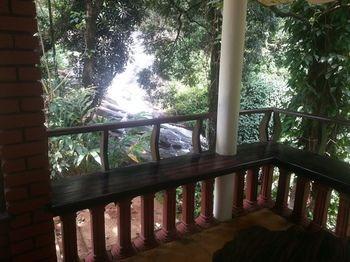Falling Waters Munnar Extérieur photo
