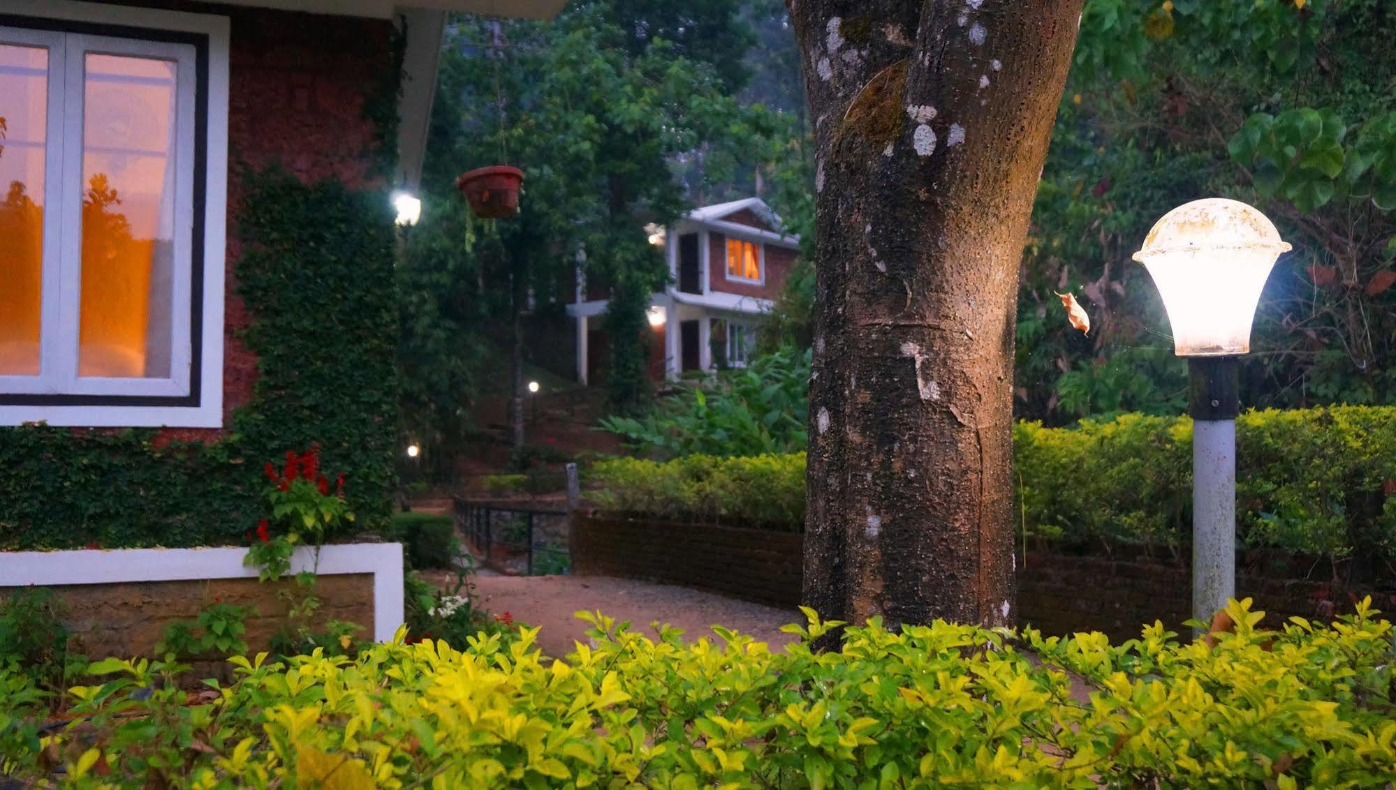 Falling Waters Munnar Extérieur photo